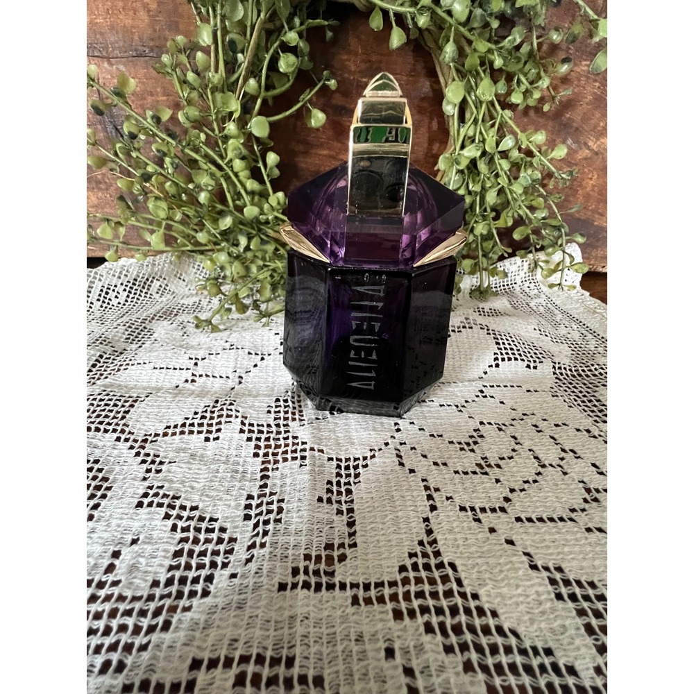 Thierry Mugler Alien Eau de Parfum 30ml 1oz Refillable Purple Bottle Partial